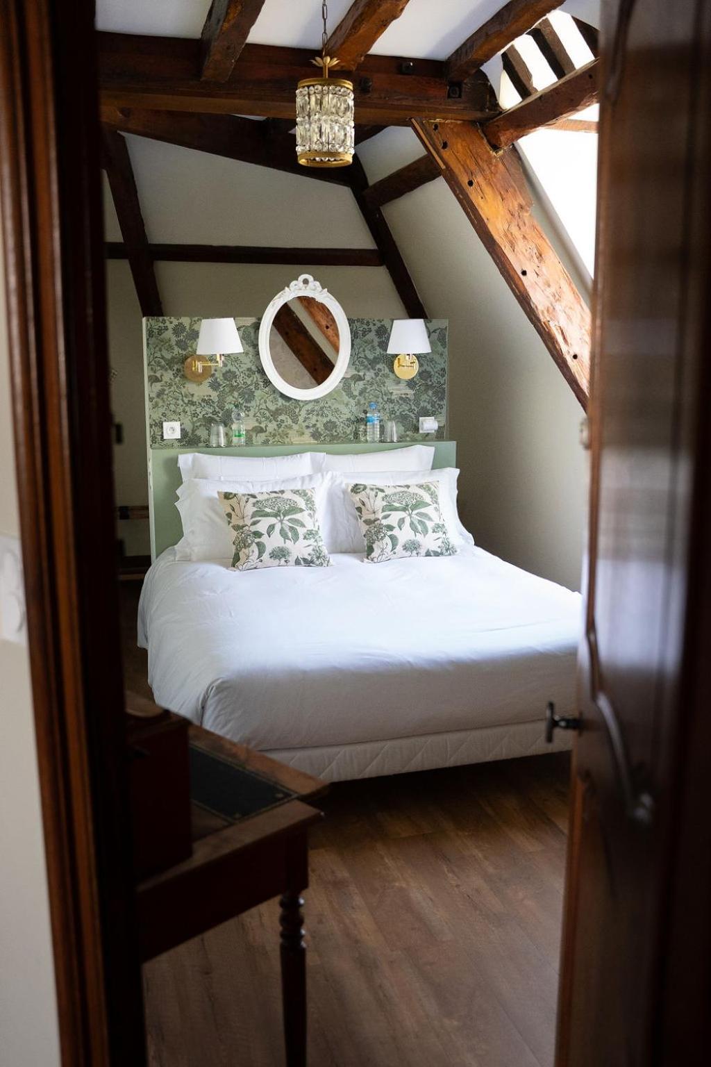 La Meffrais 1741 Bed & Breakfast Dinan Exterior foto